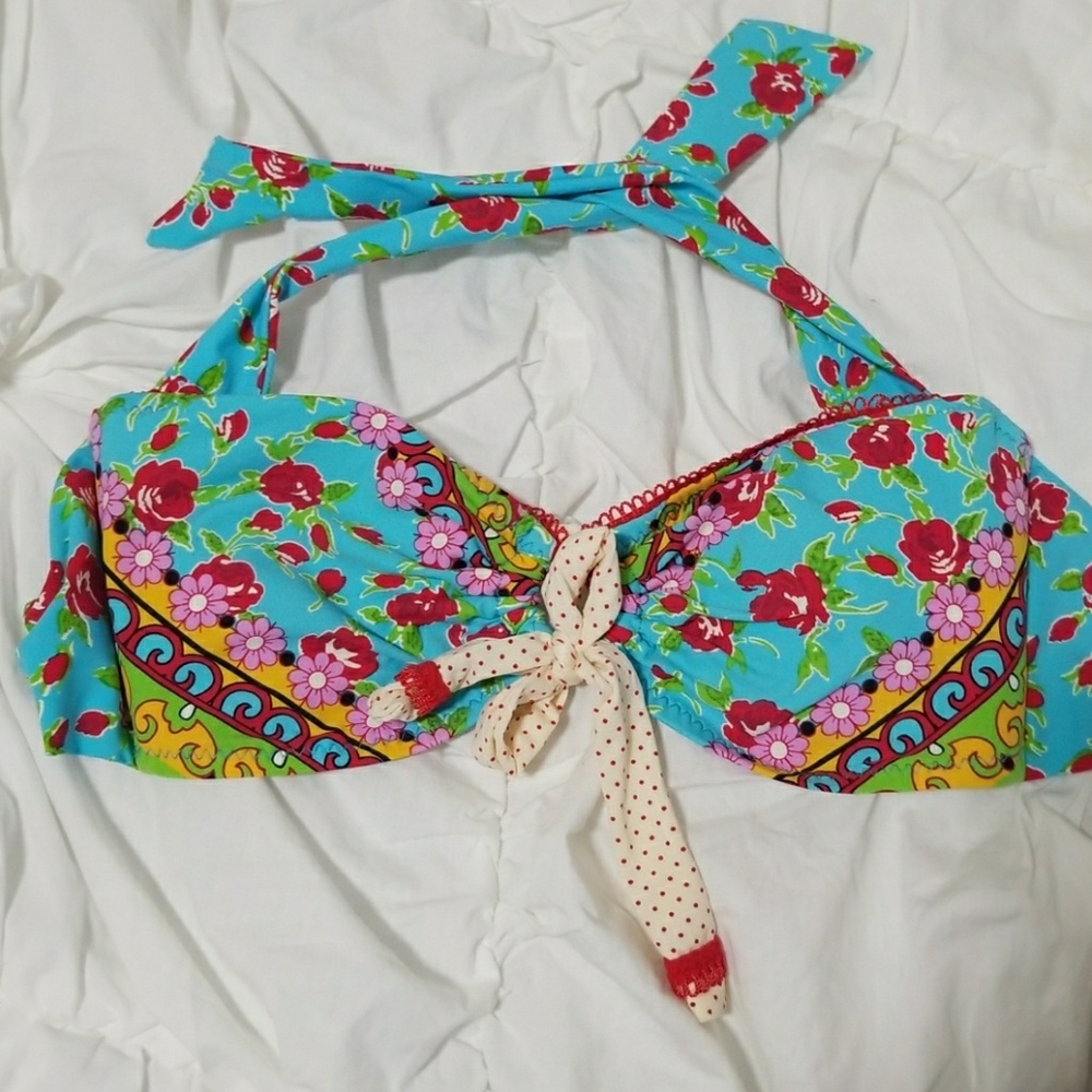 Betsey Johnson Floral Bikini Top Size Medium